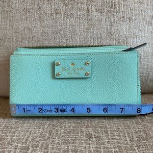Kate Spade wristlet/wallet